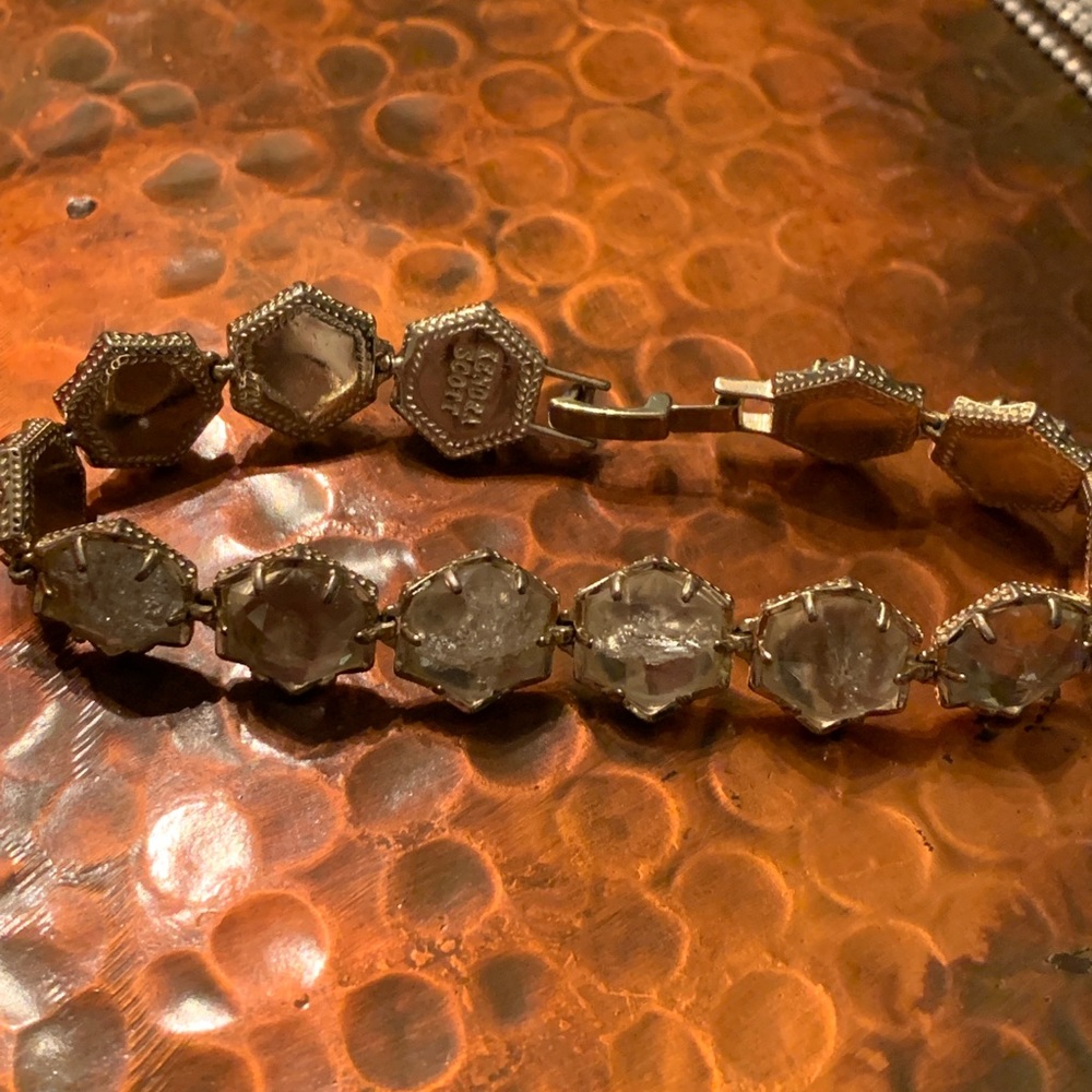 Kendra Scott bracelet